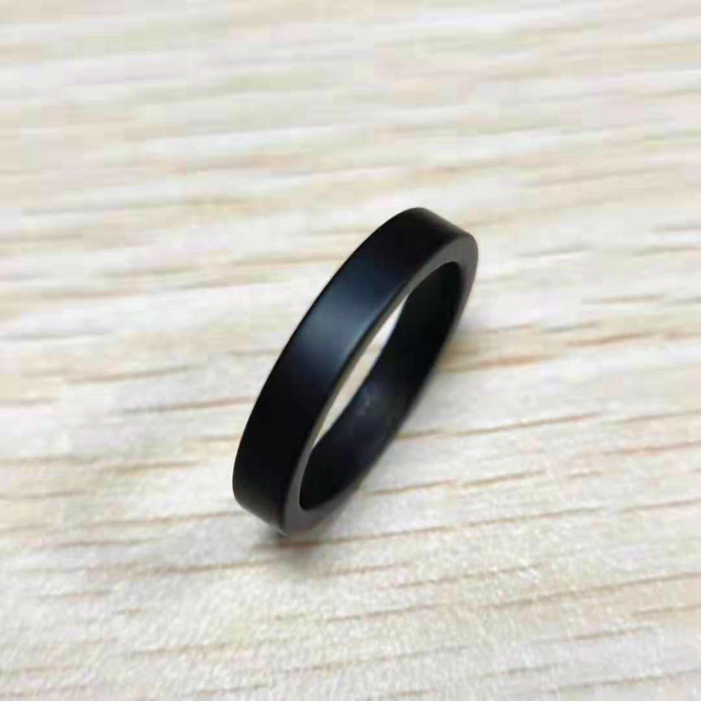 Cincin Keramik Hitam Matte 4Mm - Men'S Accessories Essentials ulasan dan harga